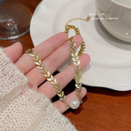 Pearl & Leaf Korean Beautiful Pendant Necklace – Elegant Gold-Tone Necklace for Women | Stylo Choice